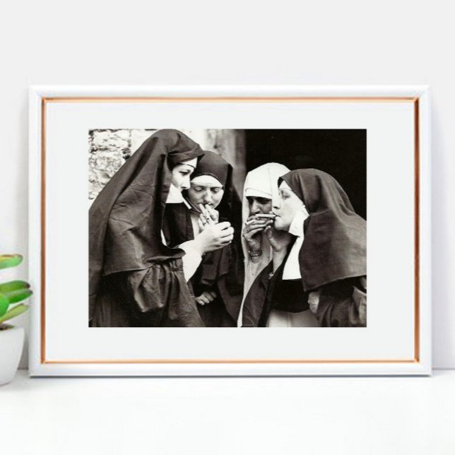 Nonnor som röker Vintagefotografi 12x8in Poster (Skapare uppladdad)