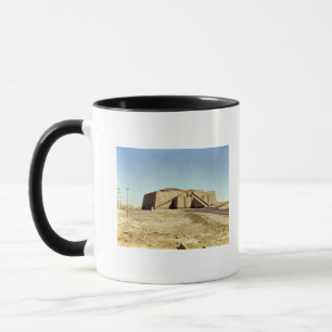Nord-östra facade av zigguraten, c.2100 BC Mugg