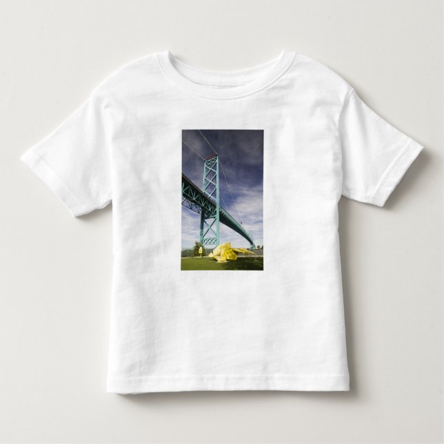 Nordamerika, CANADA, Ontario, Windsor: De T Shirt (Framsida)