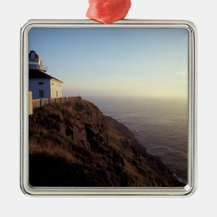 Nordamerika, Kanada, Newfoundland, Cape Spear, 2 Julgransprydnad Metall