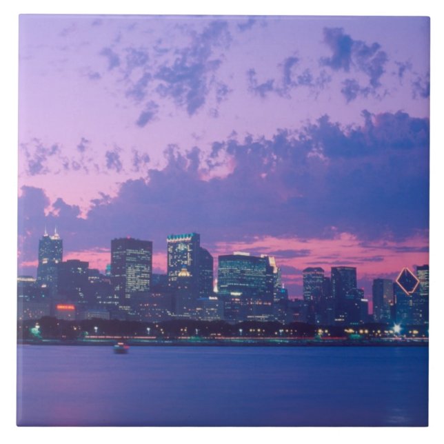 Nordamerika, USA, IL. Chicago skyline vid dusk Kakelplatta (Framsidan)