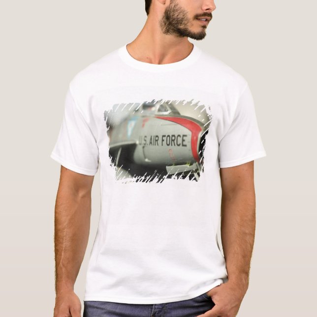 Nordamerika, USA, Modellutställning Tee Shirt (Framsida)