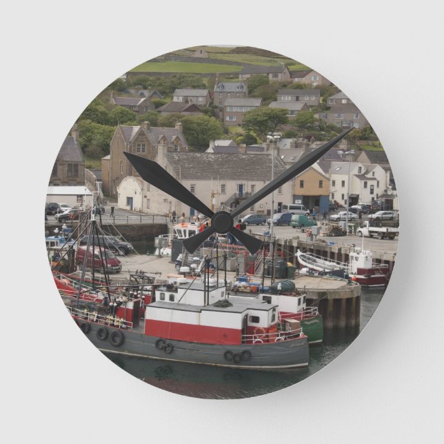 Nordatlantiska strandpromenaden i hamnen Stromness Rund Klocka (Framsida)