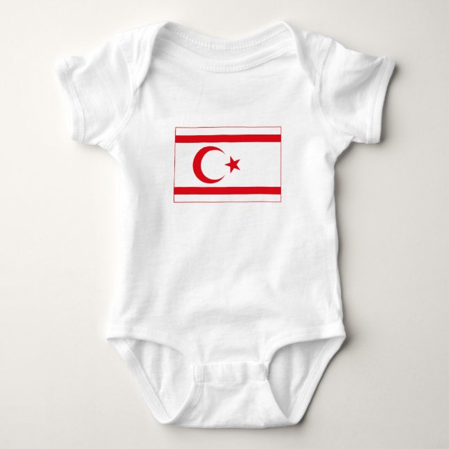 Nordcyperns flagga t shirt (Framsida)