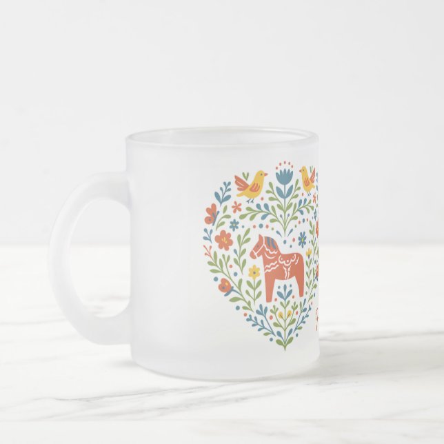 Nordic Folk Art Dala Horse Heart Pattern Mug Frostad Glasmugg (Vänster)