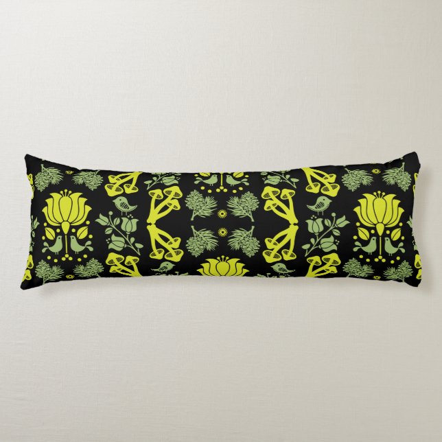 Nordic Forest Mushroom Folk Art Kroppskudde (Framsidan)