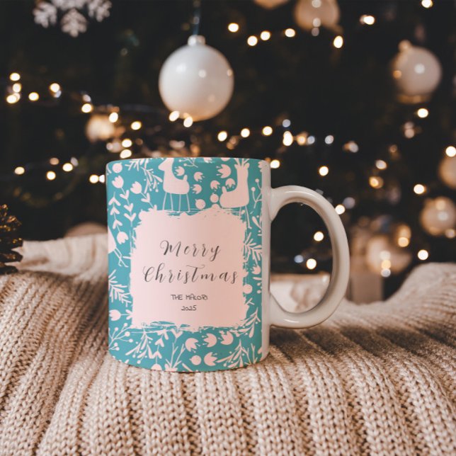 Nordic Reindeer Floral | Blush on Teal Christmas  Två-Tonad Mugg (Skapare uppladdad)