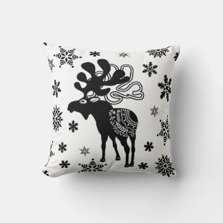 Nordic Winter Star Art and Snowflakes Kudde