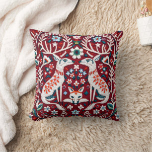 Nordiskt inspirerat broderat Dekorativ kudde