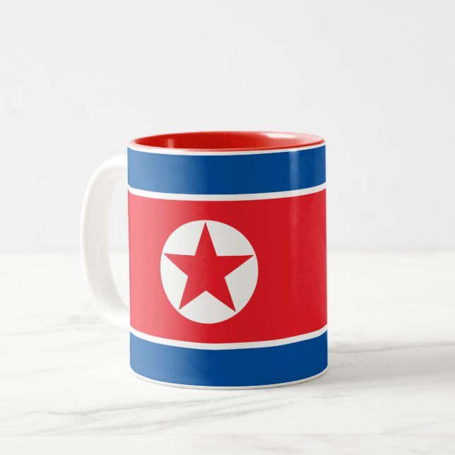 Nordkoreas flagga Två-Tonad mugg (Framsida vänster)