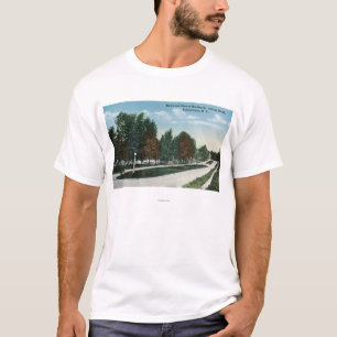 Nordligt beskåda av den Bradley gatan T-shirt