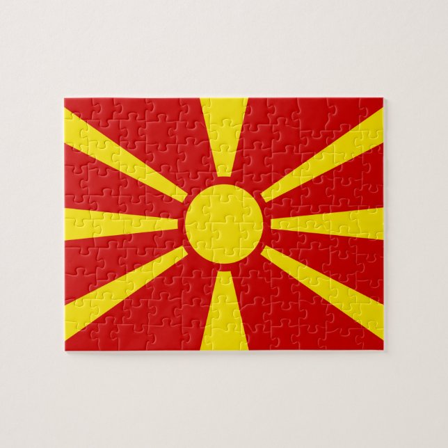 Nordmakedoniens flagga pussel (Horisontell)