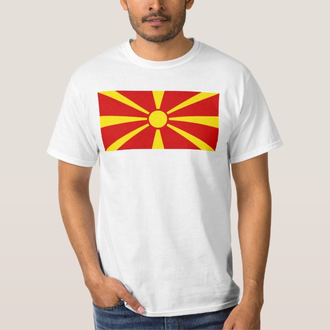Nordmakedoniens flagga t shirt (Framsida)
