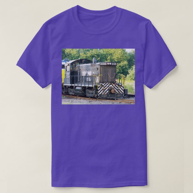 Norfolk Southern Railroad Locomotive SW1001 2105 T Shirt (Design framsida)