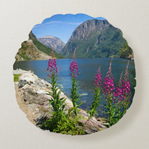 Norge Gudvangen Village Scene Round Pillow Rund Kudde