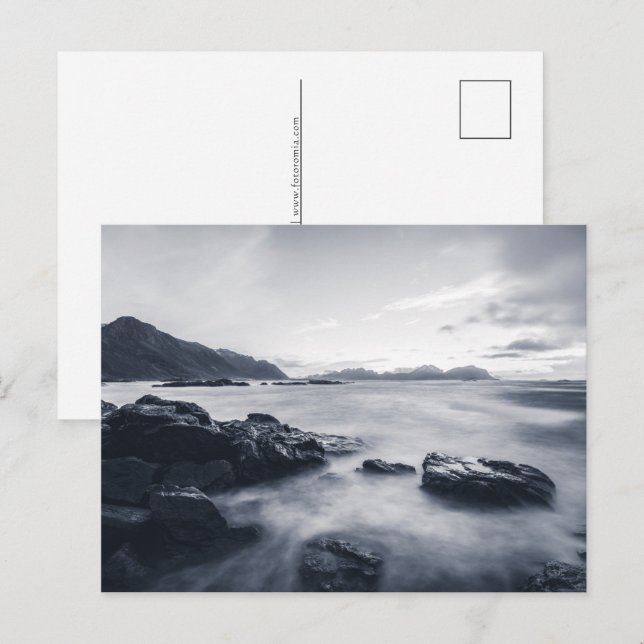 Norge Kusten liggande foto Helg Vykort (Fram/baksida)