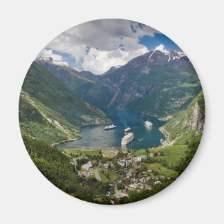 Norge till Geiranger från Flydalsjuvet Magnet