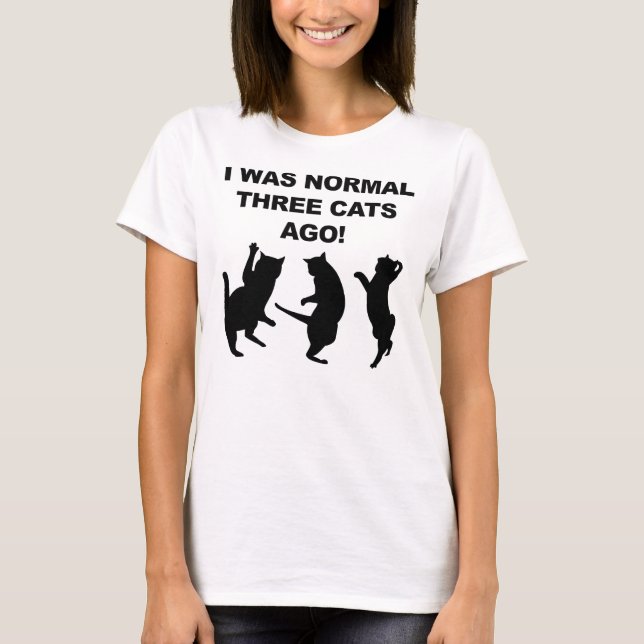 Normal Tre Katter Sedan Rollig T-Shirt (Framsida)