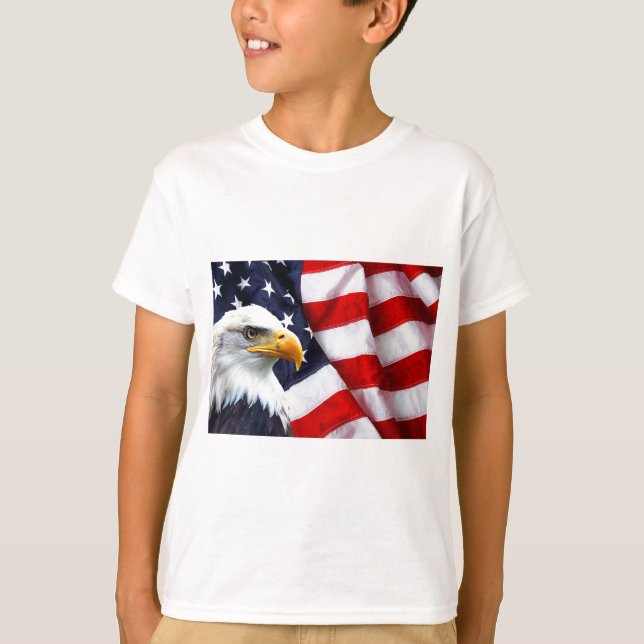 Norr - amerikanörn på amerikanska flaggan t shirt (Framsida)
