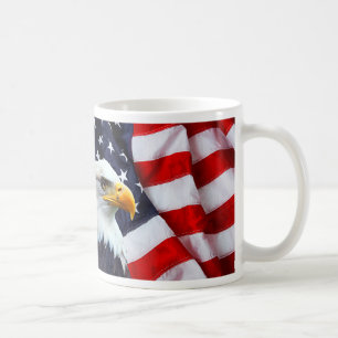 Norr mugg - amerikanörn på amerikanska flaggan