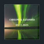 Norra Ljus Aurora Borealis Night Himlar Bröllop Magnet<br><div class="desc">Norra ljus,  Aurora Borealis Bröllop magnet. Natt himlar,  stjärnor,  bergsmagnet. Anpassa till Namn och datum för Bröllop.</div>