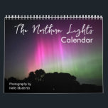 Norra Ljus-kalendern efter Hej Bluebirds Kalender<br><div class="desc">Behålla av kalenderåret med denna 12-månaderskalender som innehåller foton av norra Ljus,  även kallad Aurora Borealis,  från Hej Bluebirds farm i Wisconsin,  USA. Underbar gåva till vetenskapen och naturen älskare i ditt liv!</div>