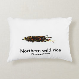 Norra vildens ris på vit bakgrund prydnadskudde