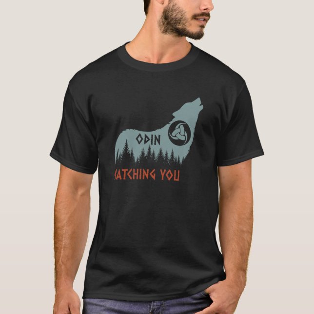 Norse Mythology Varg Odin bevakar dig Gjallarho T Shirt (Framsida)