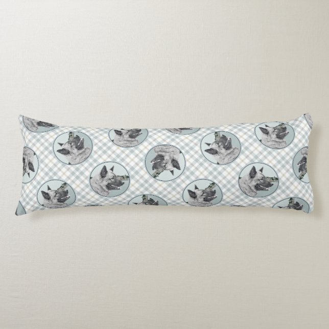 Norsk Elkhound and Village Painting Hund Art Kroppskudde (Framsidan)