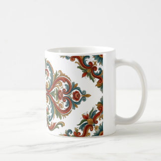 Norsk Rosemaling Mugg med Elegant Symmetri