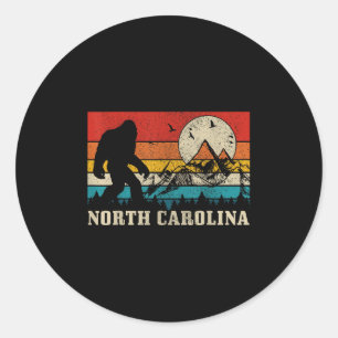 North Carolina Bigfoot Vintage Berg Vandring Ca Runt Klistermärke