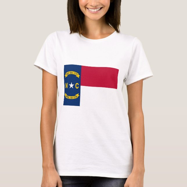 North Carolina Flagga T-Shirt (Framsida)