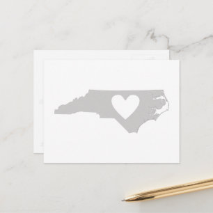 North Carolina Grått State Karta Shape with Heart Vykort