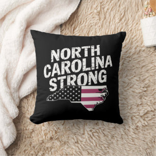 North Carolina Starkt Med NC State Och USA Flagga Kudde