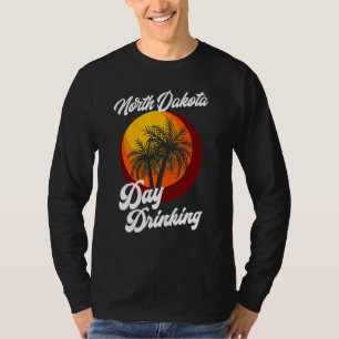North Dakota Dag Dricker Retro Strand Sommar Famil T Shirt