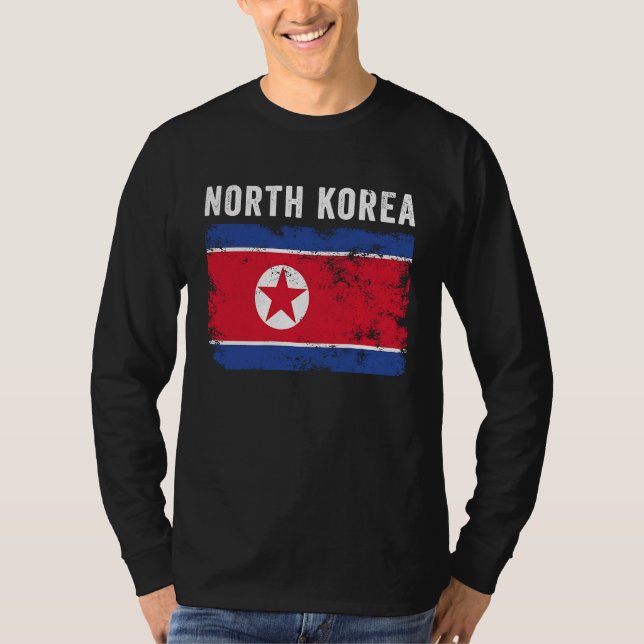 North Korea Flag Distressed  Men Women  North Kore T Shirt (Framsida)