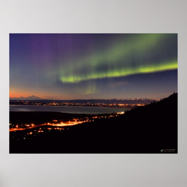 North Ljus Dancing framför Denali Poster (Framsidan)