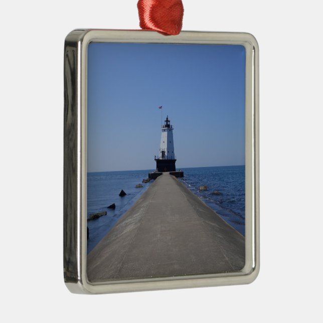North Pierhead Lighthouse, Ludington, MI Julgransprydnad Metall (Höger)