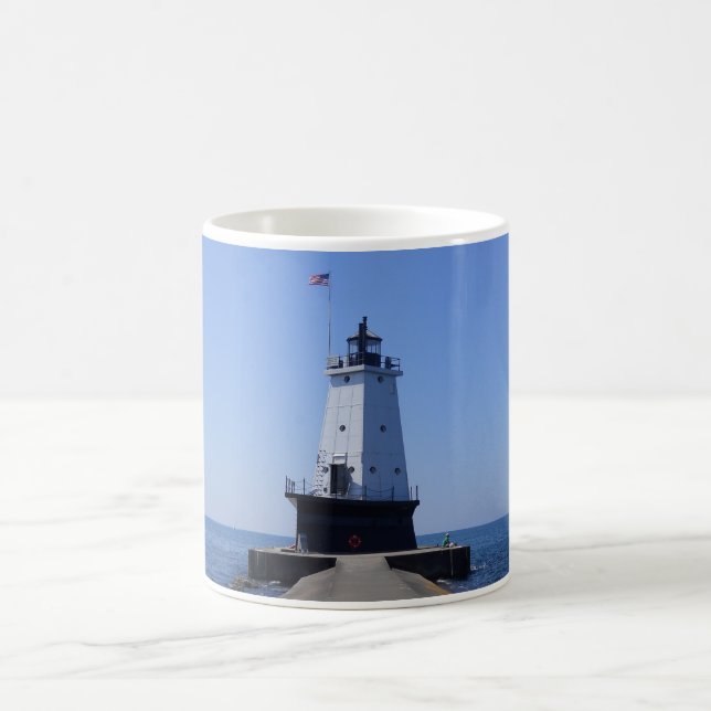 North Pierhead Lighthouse, Ludington, MI Kaffemugg (Center)