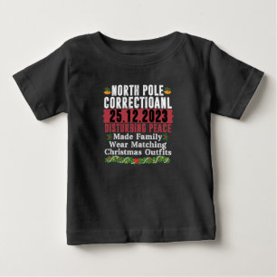 North Pole Kriminalvårdsanstalt stör fredsfamiljen T Shirt