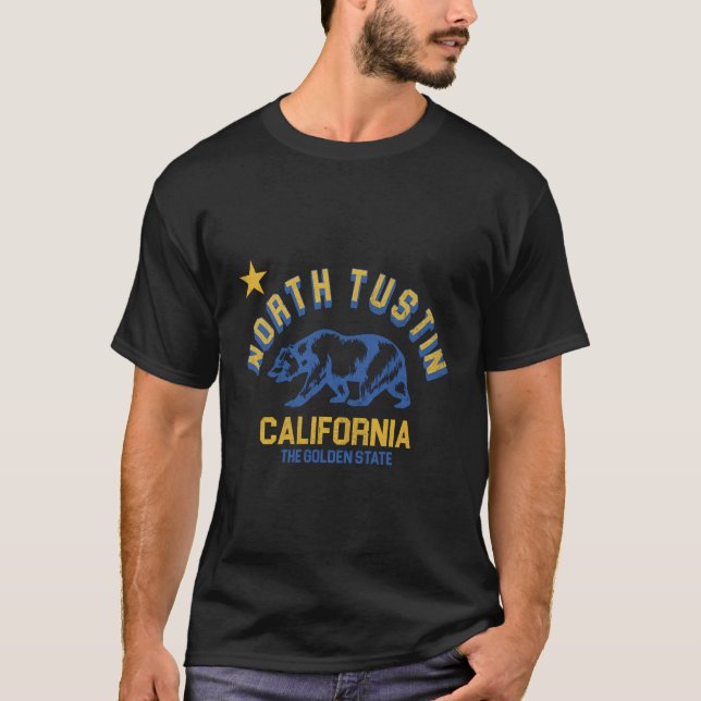 North Tustin California Beach Flagga Bear Surfa Ca T Shirt (Framsida)