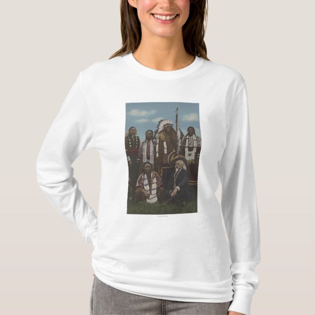 Northwest indier - buffelräkning, sittande tjur t-shirt (Framsida)