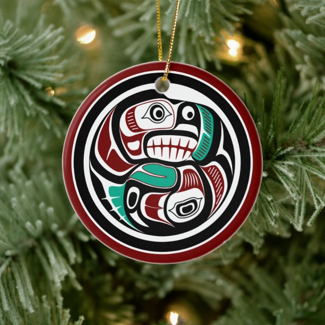 Northwest Pacific kusten Otter chasing Salmon Julgransprydnad Keramik (Träd)