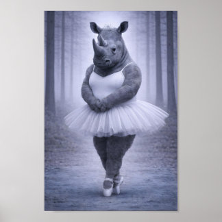 Noshörningsballetdansös i dimmig skog poster