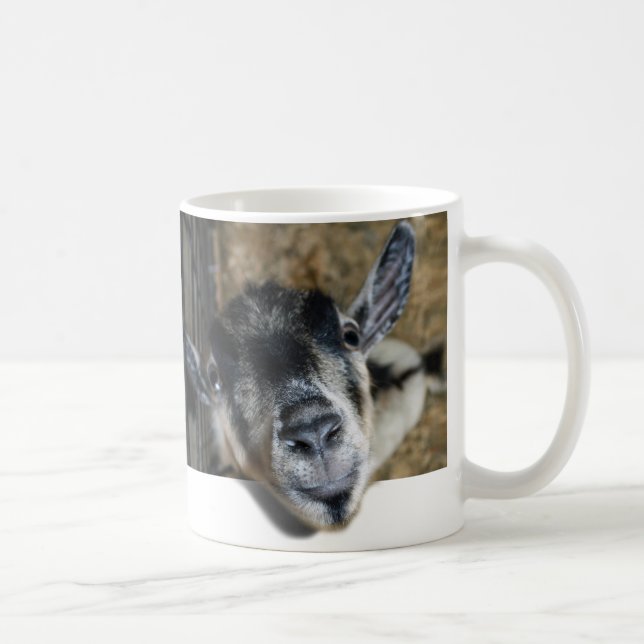 Nosy Goat Tittar ut Kaffemugg (Höger)