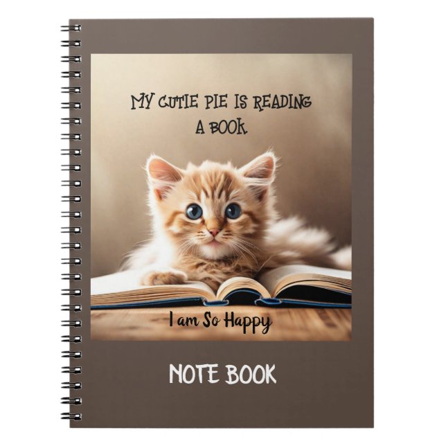 Not Bok-Cutie Paj Cat Reading a Bok Anteckningsbok (Framsidan)