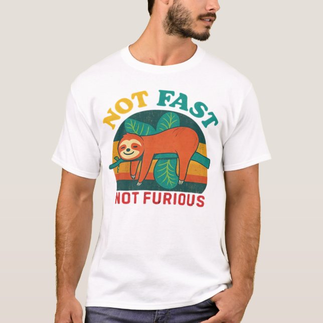 Not Fast Not Furious Funny Sloth Essential T-Shirt (Framsida)