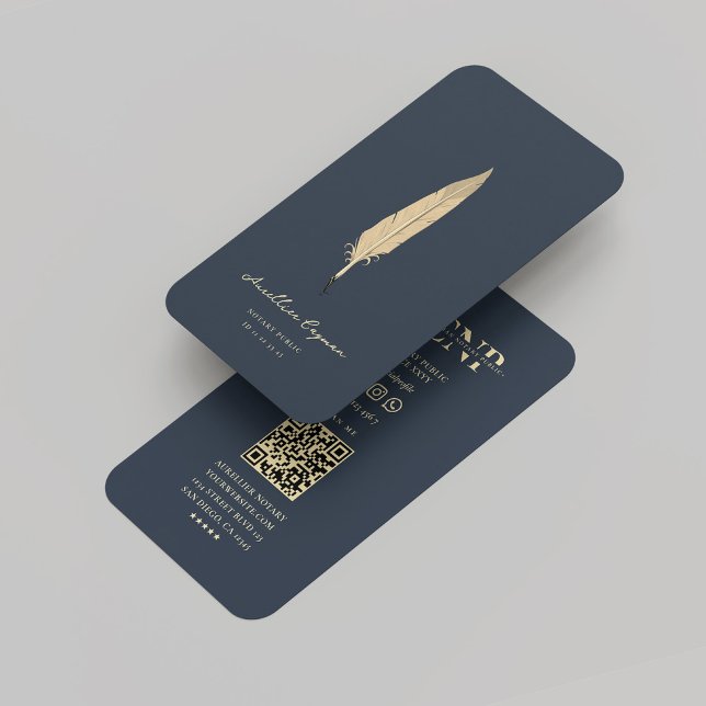 Notary Guld Quill Monogram Mörk blått Modern Visitkort (Notary Gold Quill Monogram Dark Blue Modern Business Card
)