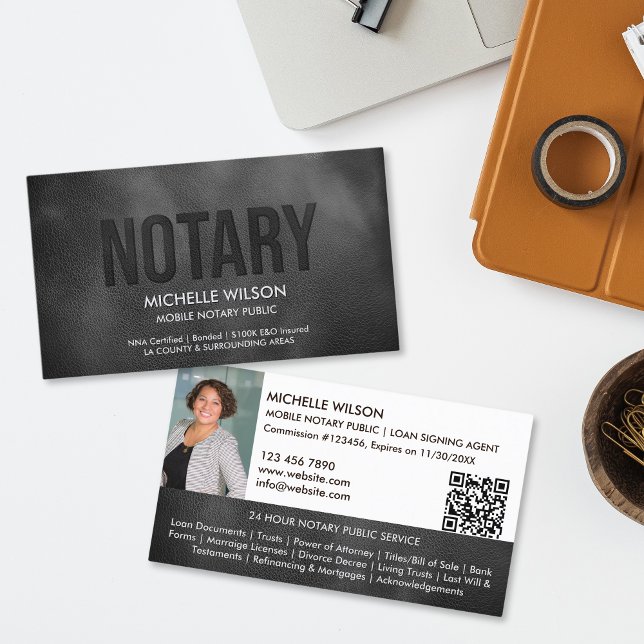 Notary Public Loan Signing Agent Photo QR-kod Visitkort (black  leather with embossed "notary" text business card)