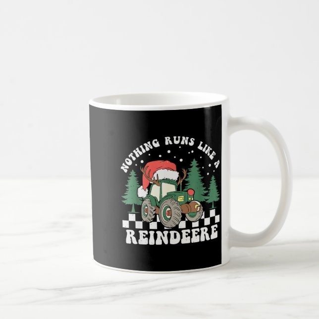 Nothing Runs Like A Reindeer Funny Christmas Famil Kaffemugg (Höger)